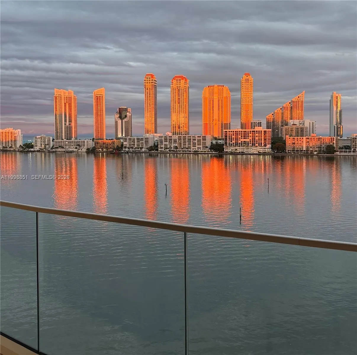 En Venta 2800 Island Boulevard 1001, Aventura, FL 33160, Aventura, FL 33160