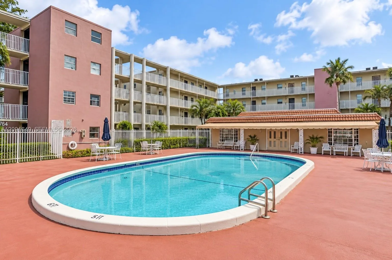 En Venta 2800 NW 56th Avenue G204, Lauderhill, FL 33313, Lauderhill, FL 33313