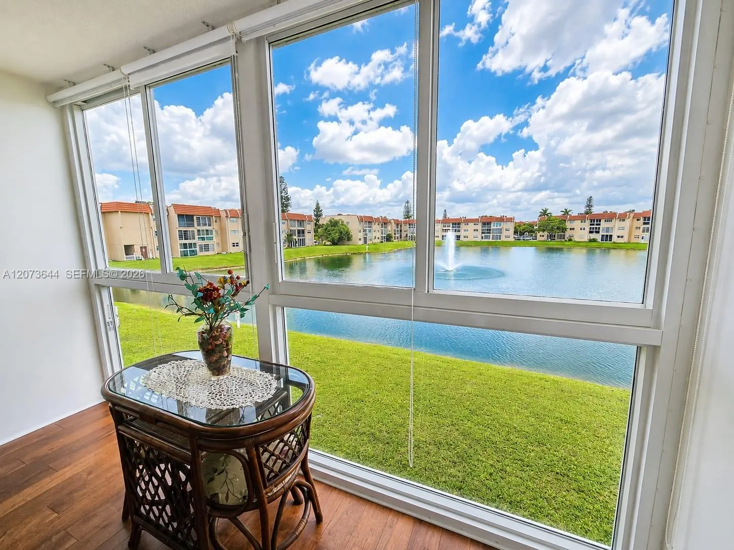 Foto de propiedad en 2801 N Pine Island Road 208, Sunrise, FL 33322 Sunrise con MLS# 