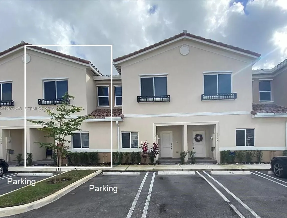 Foto de propiedad en 2810 NW 181st Street, Miami Gardens, FL 33056 Miami Gardens con MLS# 