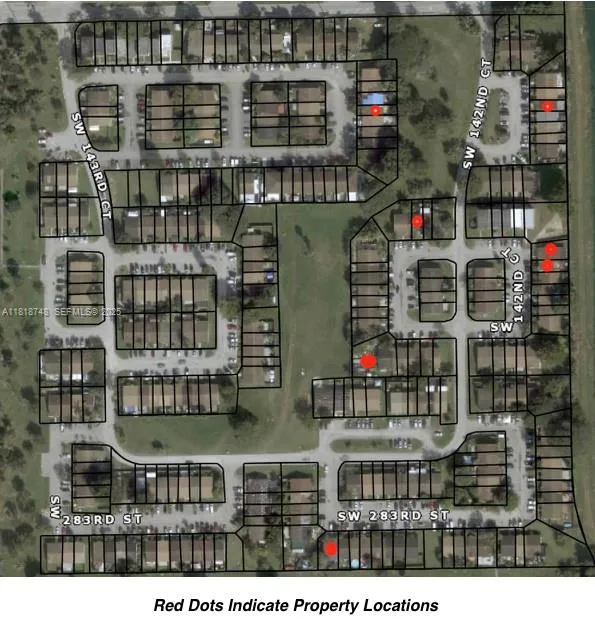 Foto de propiedad en 28131 SW 142nd Court, Homestead, FL 33033 Homestead con MLS# 