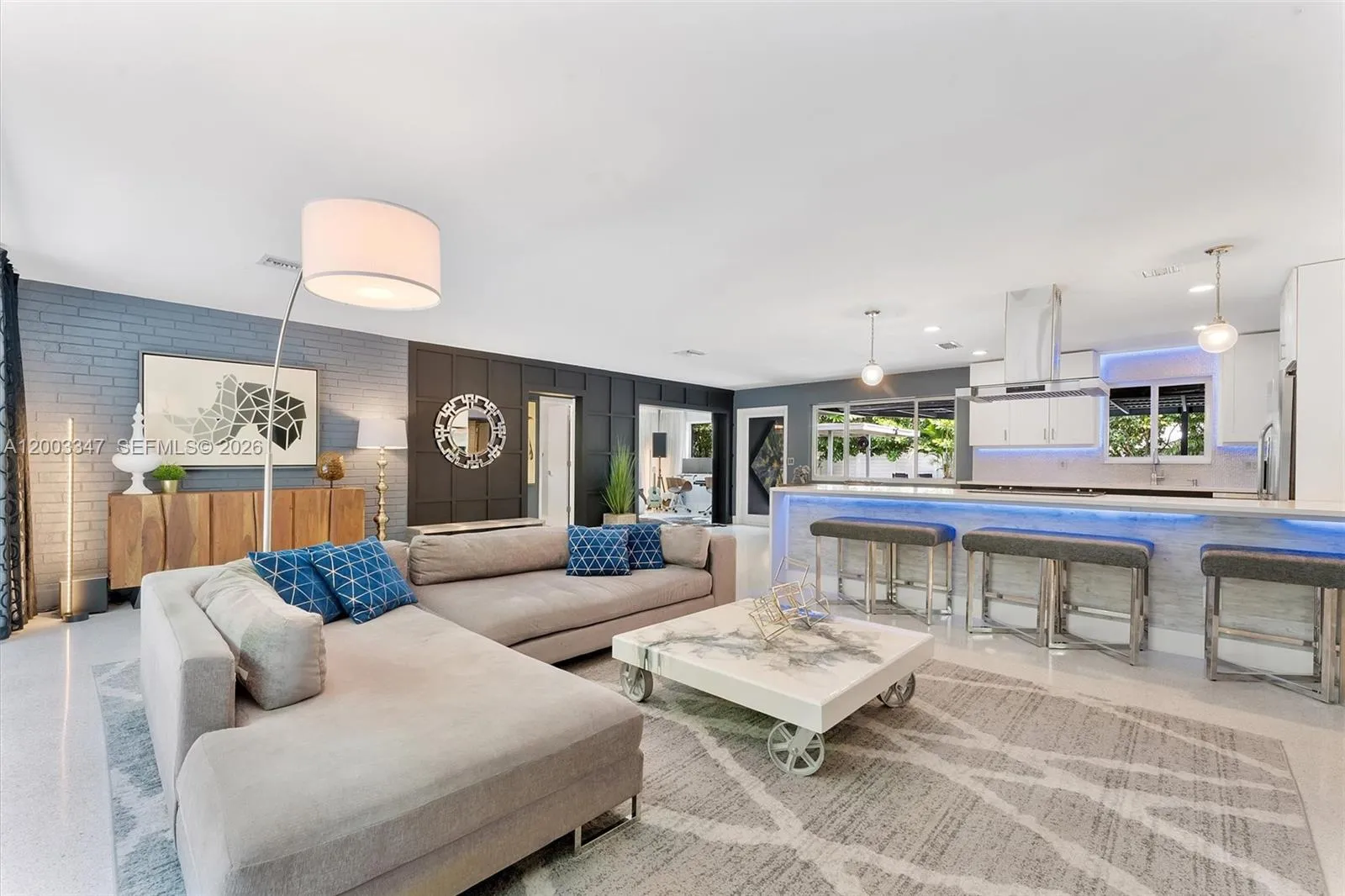 Vendido 2825 NW 10th Avenue, Wilton Manors, FL 33311, Wilton Manors, FL 33311