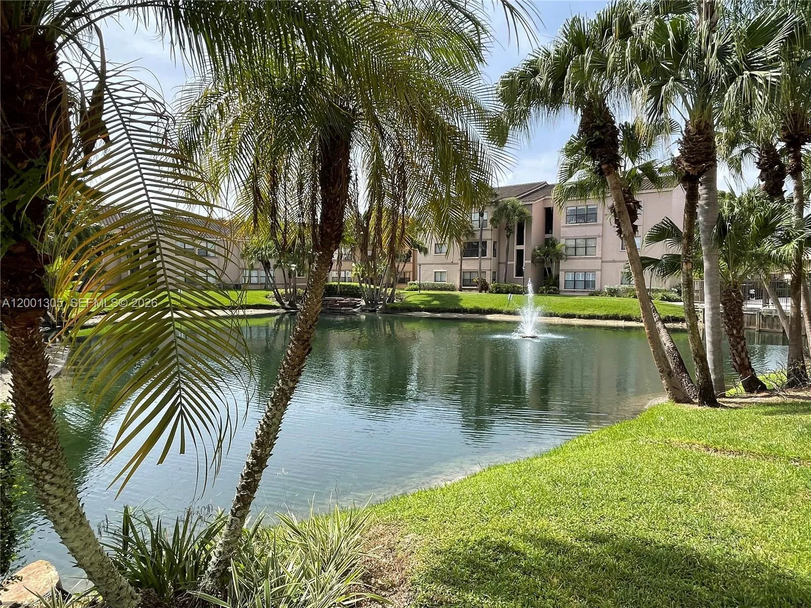 Foto de propiedad en 2826 S University Drive 3101, Davie, FL 33328 Davie con MLS# 