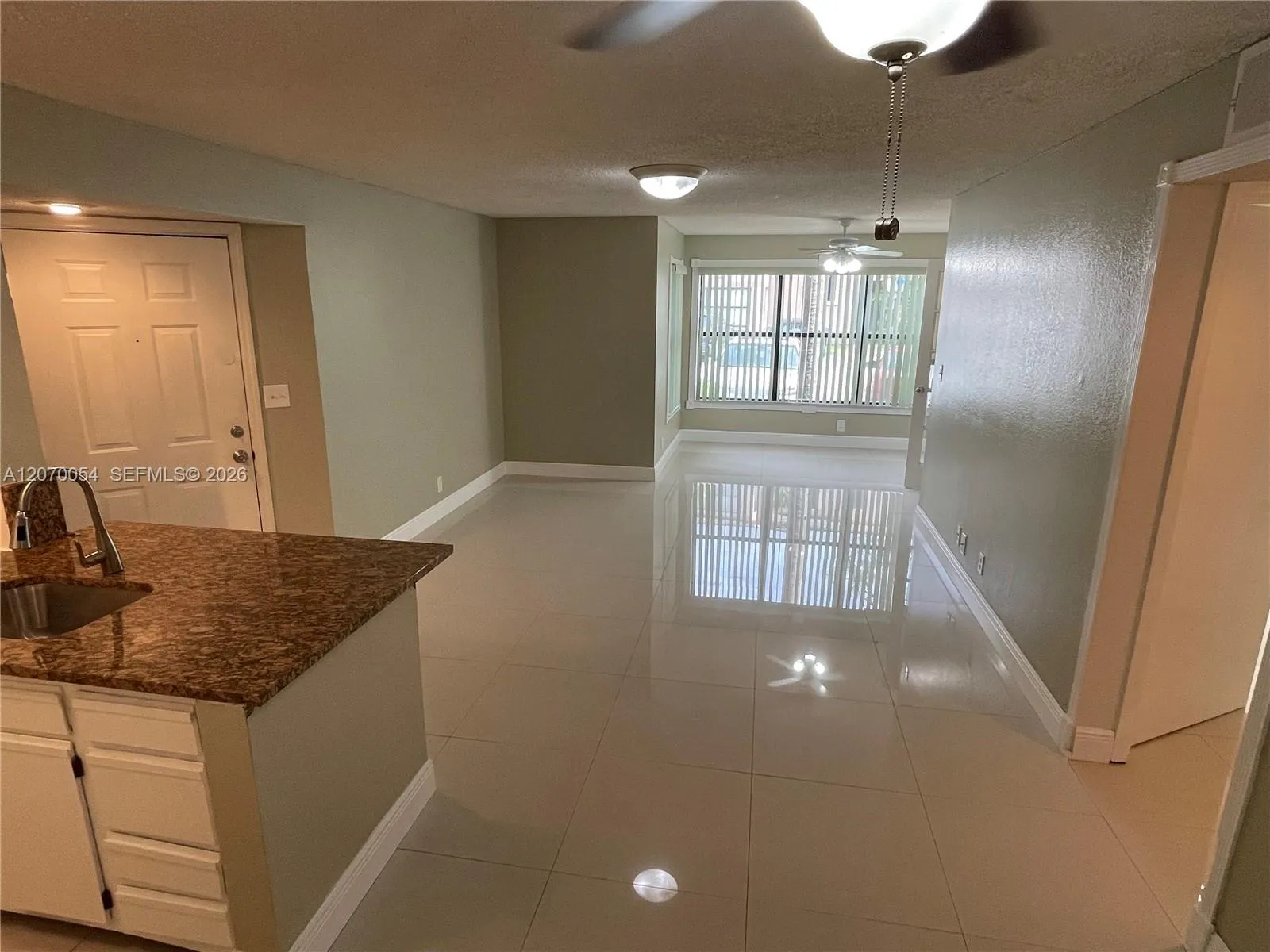 Foto de propiedad en 2826 S University Drive 3101, Davie, FL 33328 Davie con MLS# 