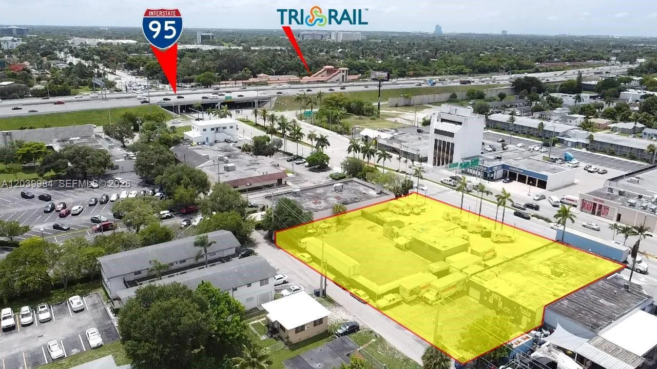 Foto de propiedad en 2828 Hollywood Boulevard, Hollywood, FL 33020 Hollywood con MLS# 