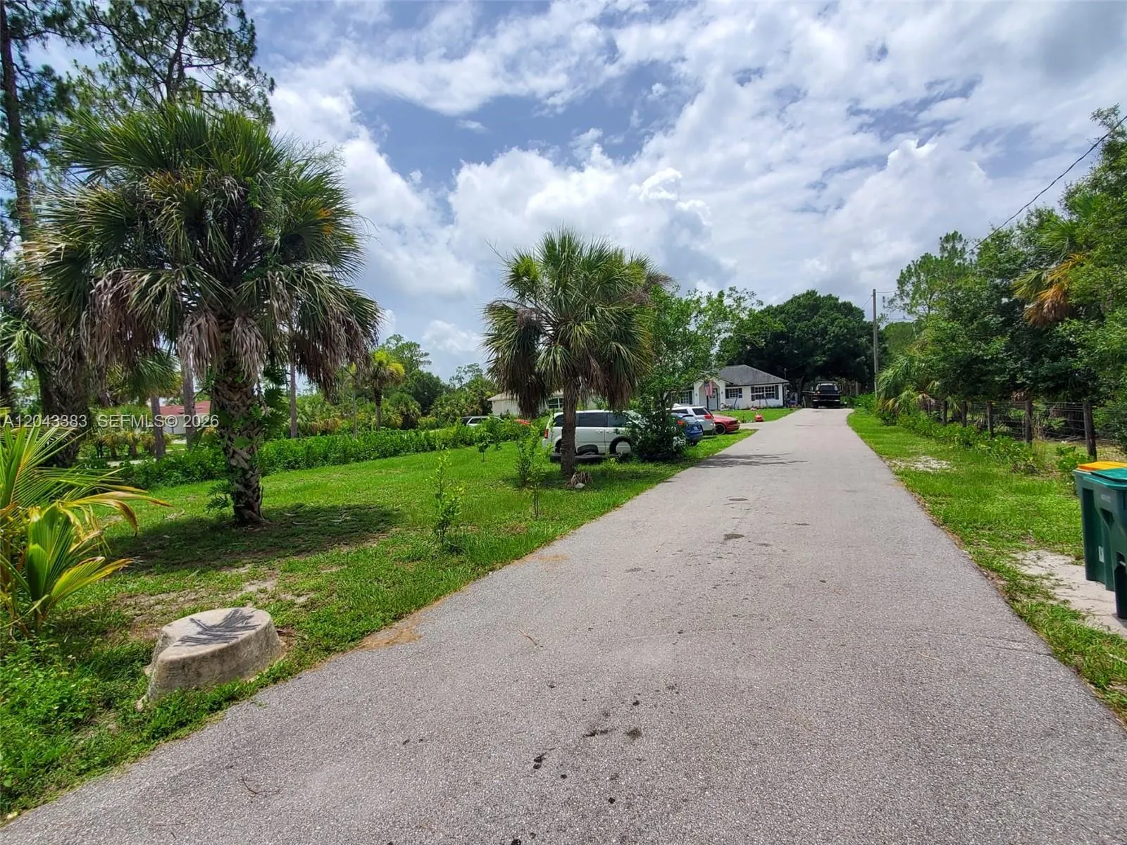 En Venta 2830 NE 4th Avenue, Naples, FL 34120, Naples, FL 34120