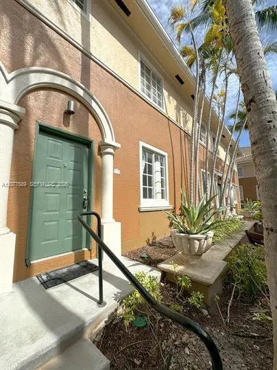 Foto de propiedad en 2831 NE 185th Street 603, Aventura, FL 33180 Aventura con MLS# 