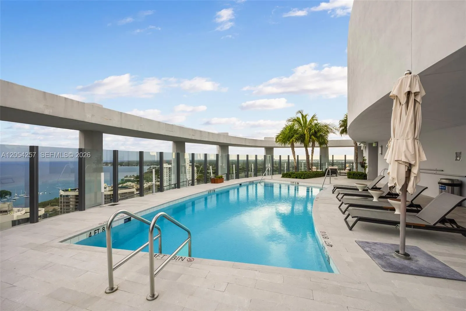 Foto de propiedad en 2831 S Bayshore Drive 1701, Coconut Grove, FL 33133 Coconut Grove con MLS# 
