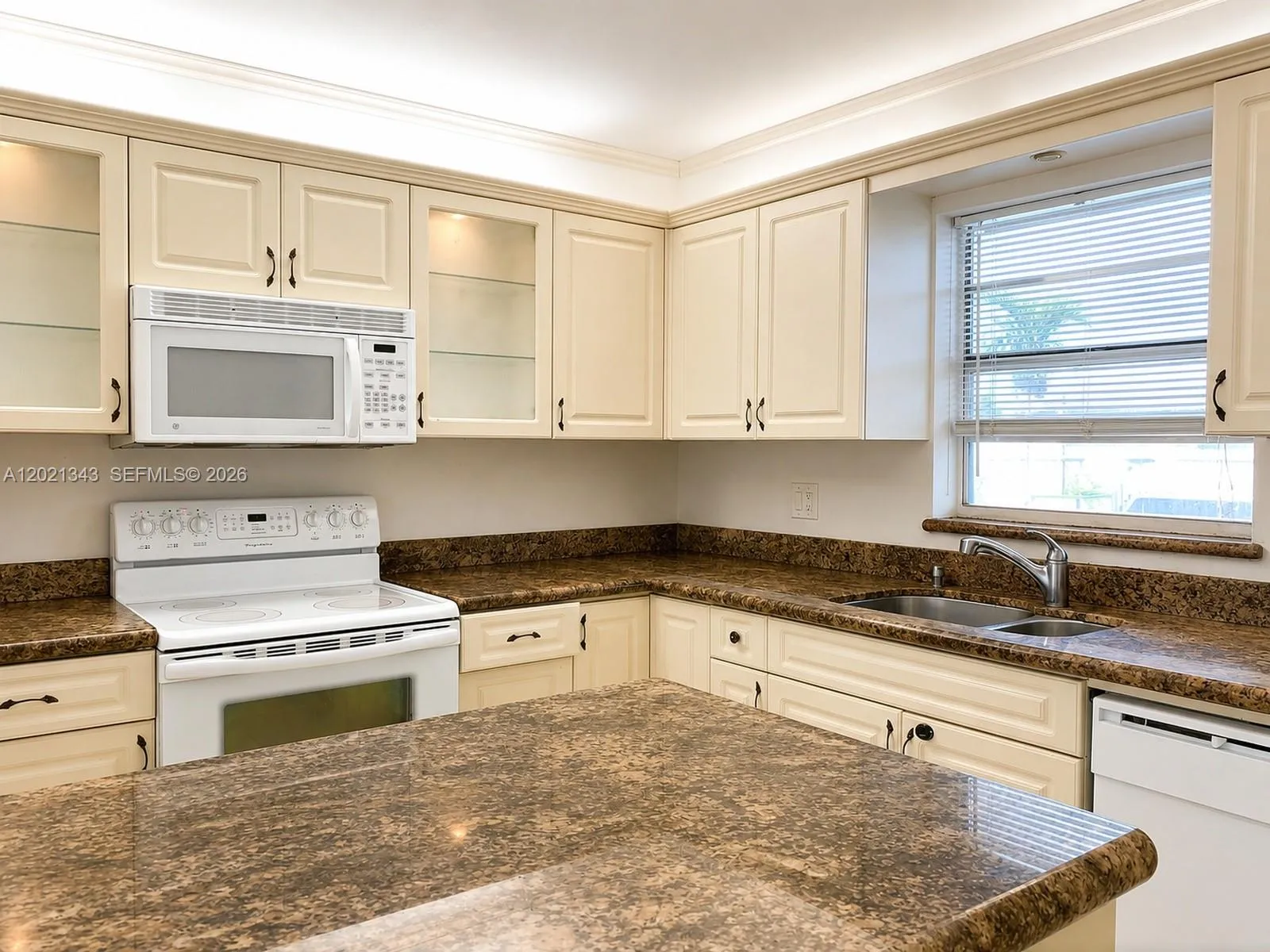 Foto de propiedad en 2832 Fillmore Street 22, Hollywood, FL 33020 Hollywood con MLS#