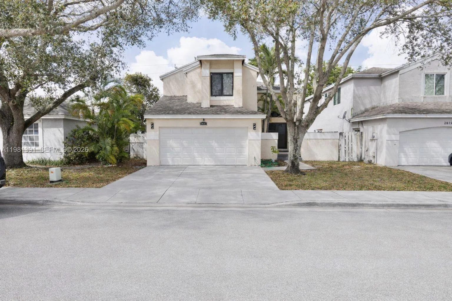 Foto de propiedad en 2836 W River Run Circle W, Miramar, FL 33025 Miramar con MLS# 