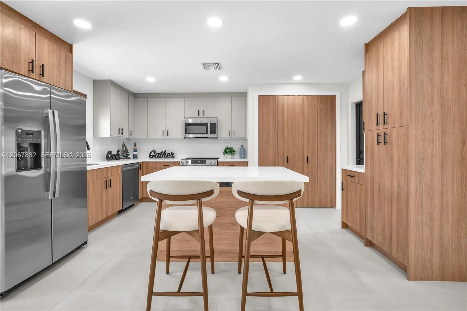 Foto de propiedad en 2840 SW 5th Street, Fort Lauderdale, FL 33312 Fort Lauderdale con MLS# 