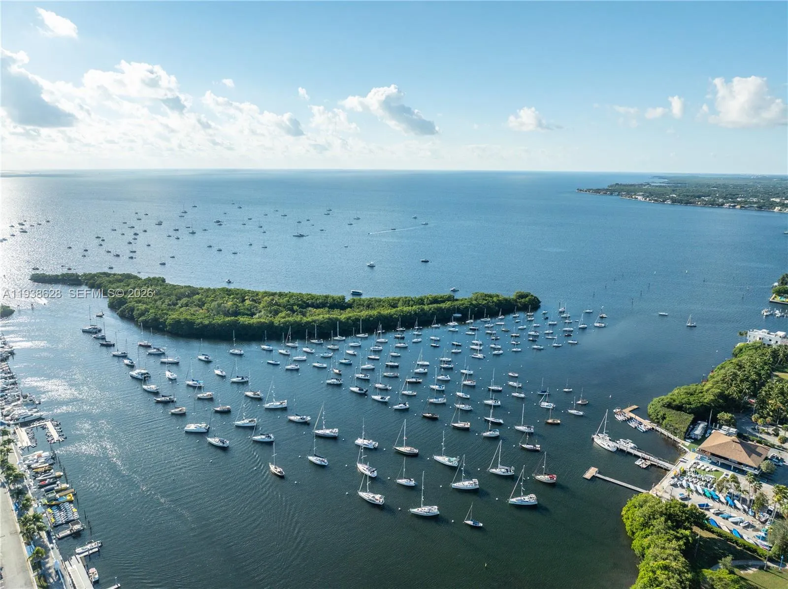 Foto de propiedad en 2843 S Bayshore Drive 6B, Miami, FL 33133 Miami con MLS# 