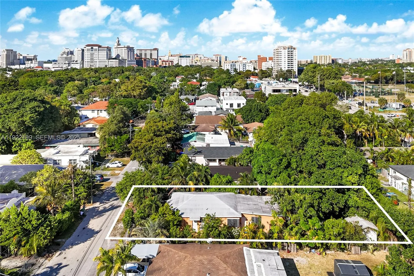 Vendido 2845 SW 37th Court, Miami, FL 33134, Miami, FL 33134