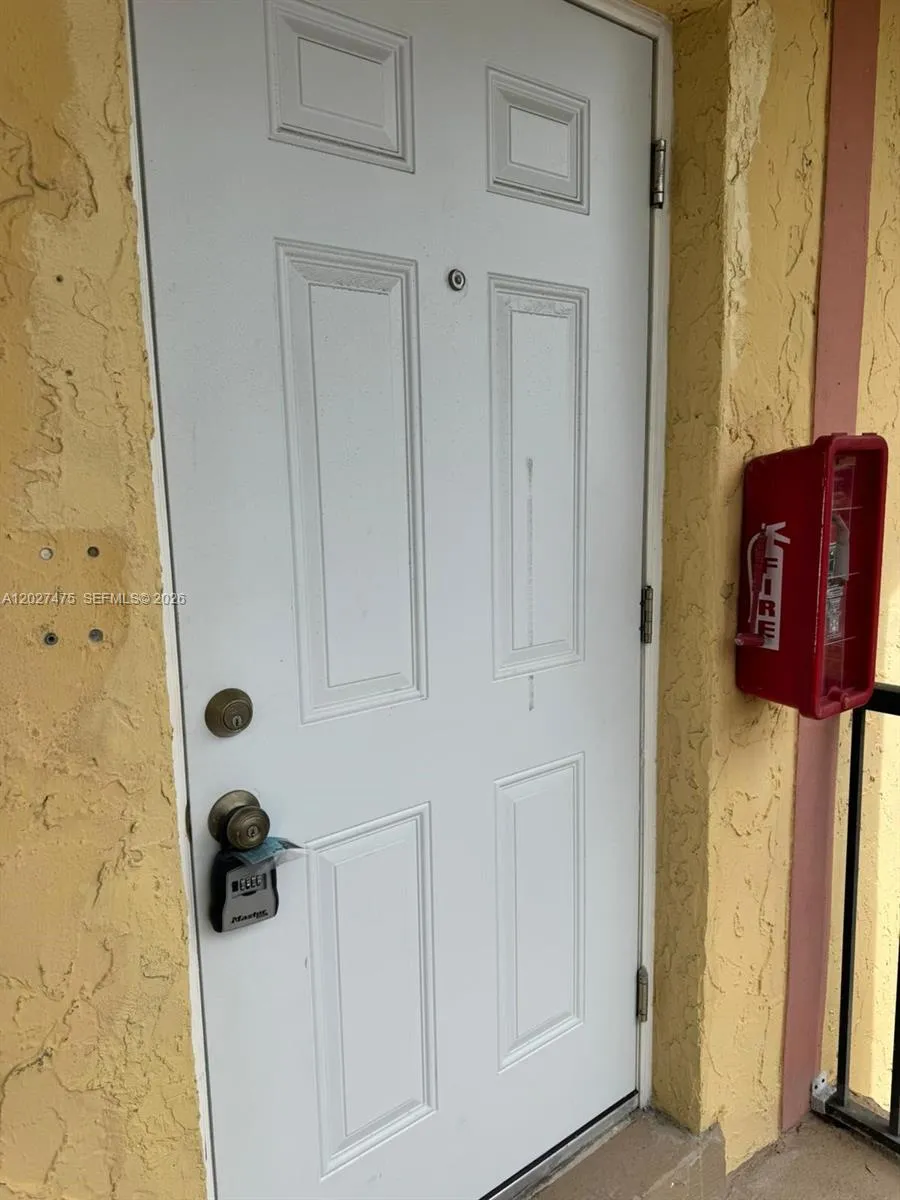 Foto de propiedad en 2850 NW 55th Avenue 1D, Lauderhill, FL 33313 Lauderhill con MLS# 