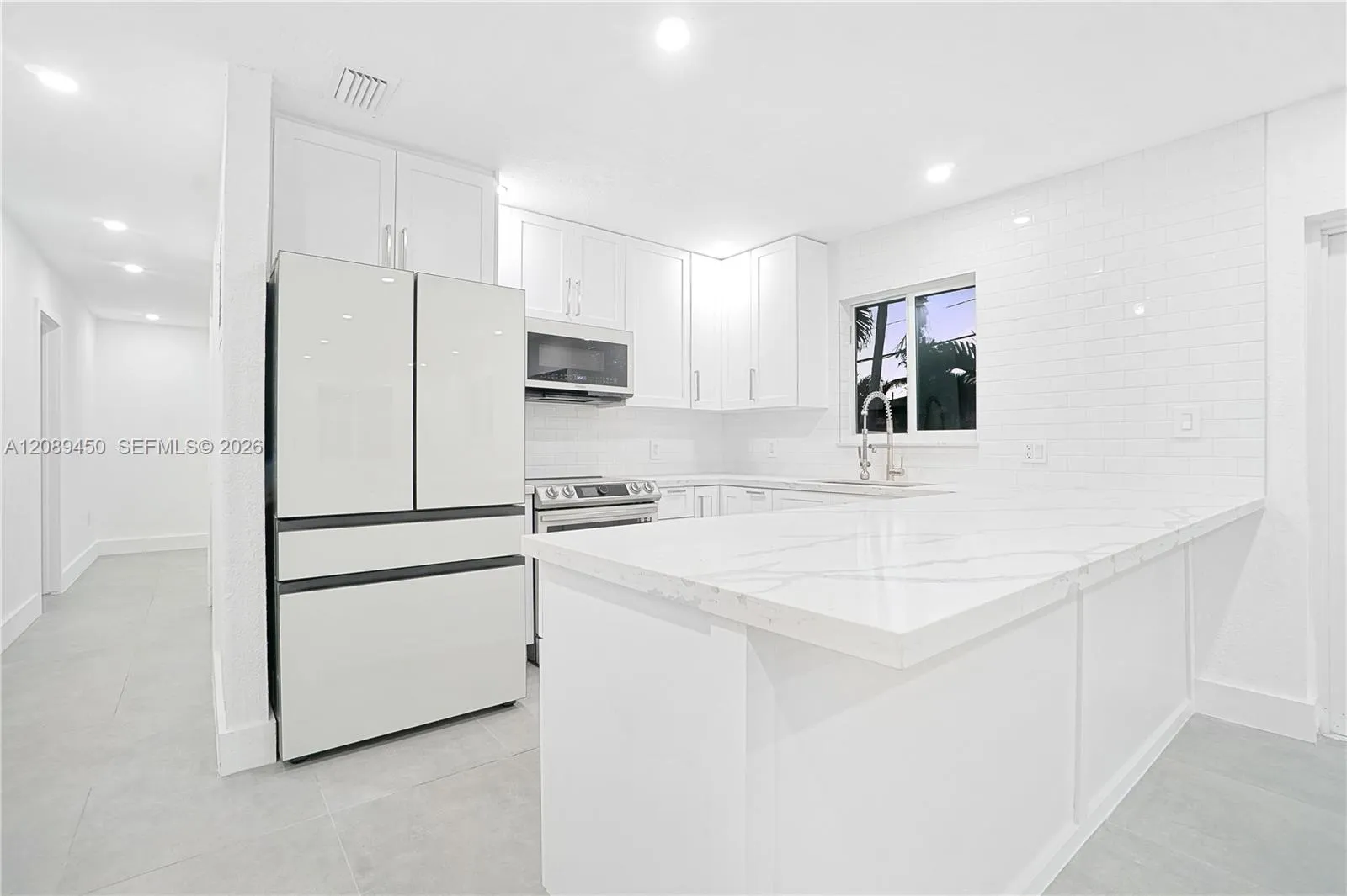 En Renta 2850 SW 24th Street 2850, Miami, FL 33145, Miami, FL 33145