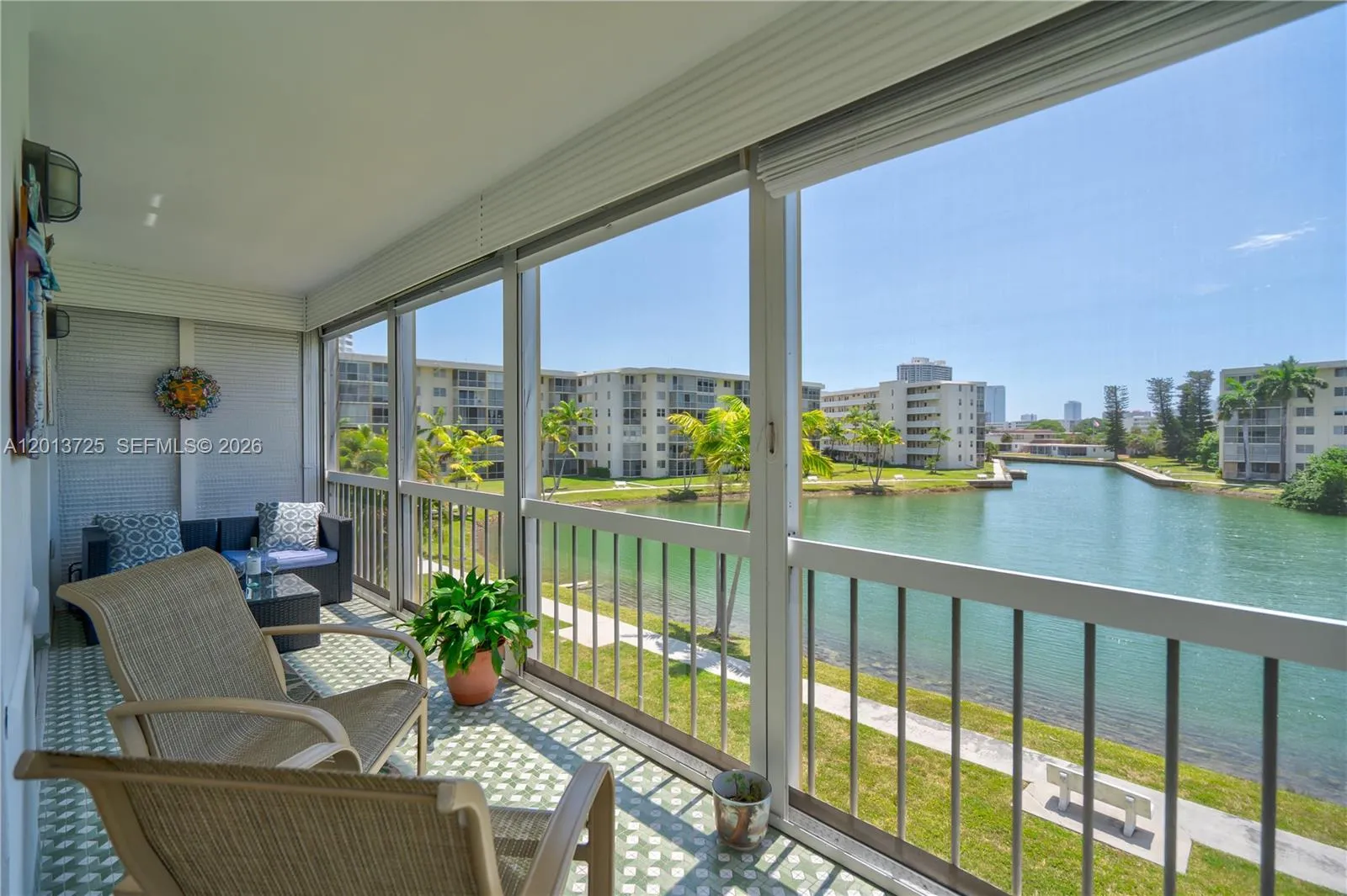 Foto de propiedad en 2851 Leonard Drive J306, Aventura, FL 33160 Aventura con MLS# 