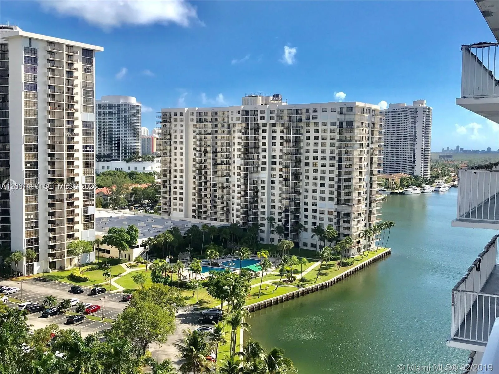 Foto de propiedad en 2851 NE 183rd Street 1609E, Aventura, FL 33160 Aventura con MLS# 