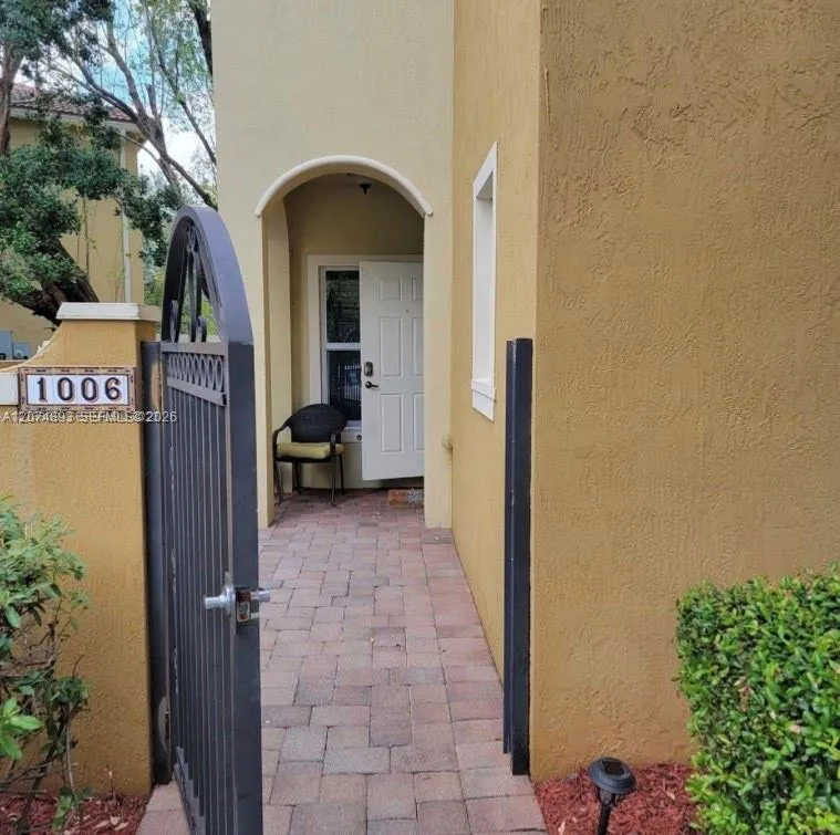 En Renta 2851 W Prospect Road 1006, Tamarac, FL 33309, Tamarac, FL 33309