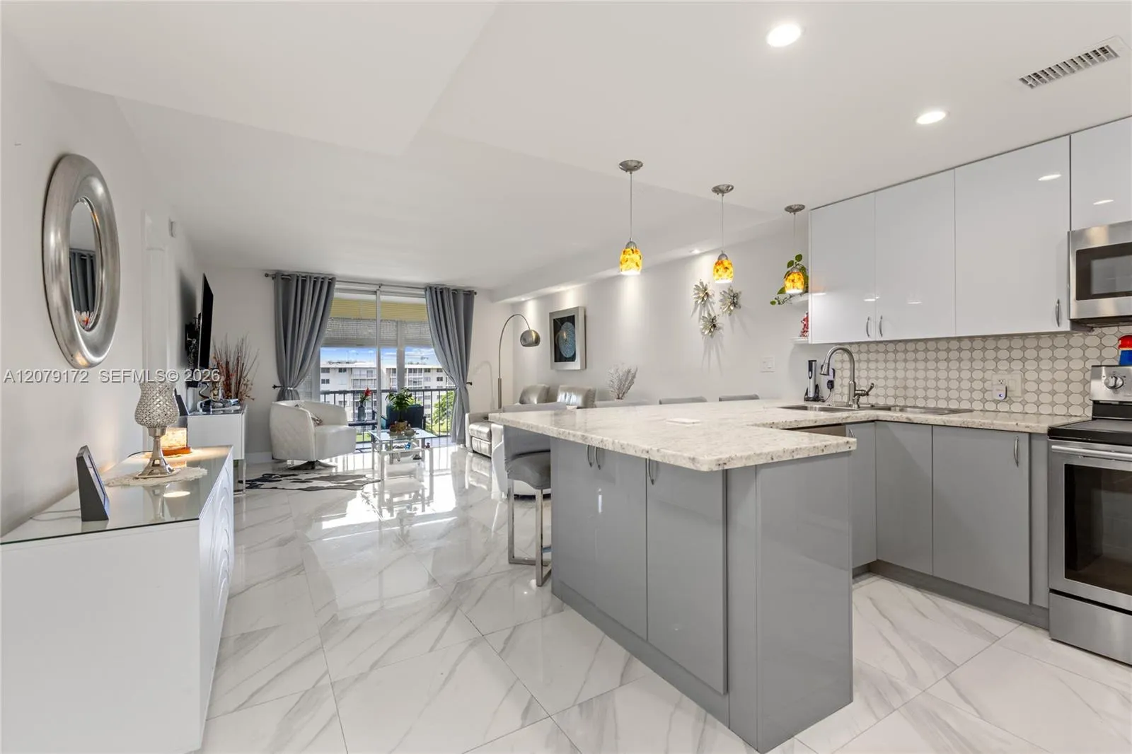 Foto de propiedad en 2855 Leonard Drive H605, Aventura, FL 33160 Aventura con MLS# 