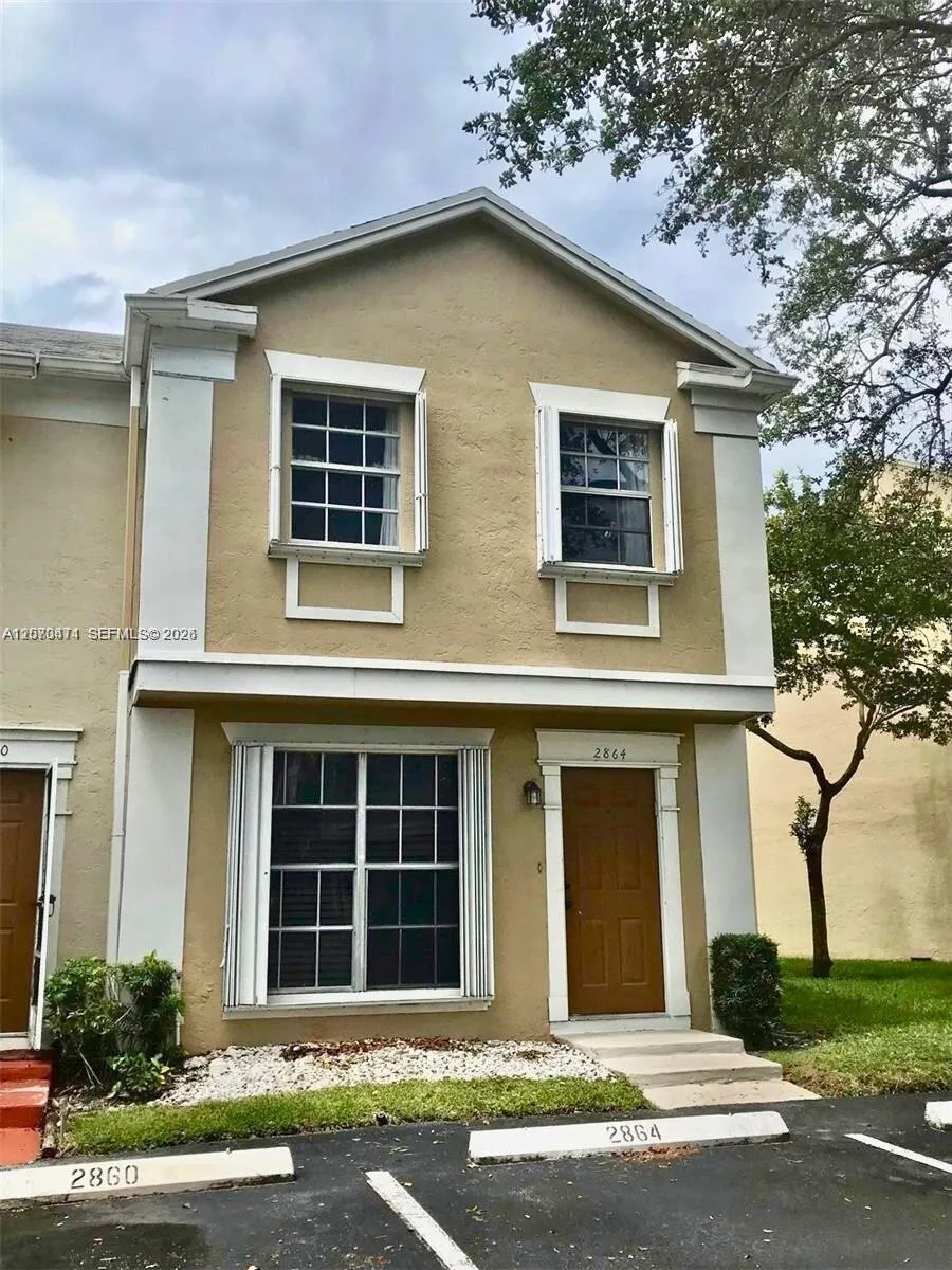 Foto de propiedad en 2864 Cambridge Lane, Cooper City, FL 33026 Cooper City con MLS# 