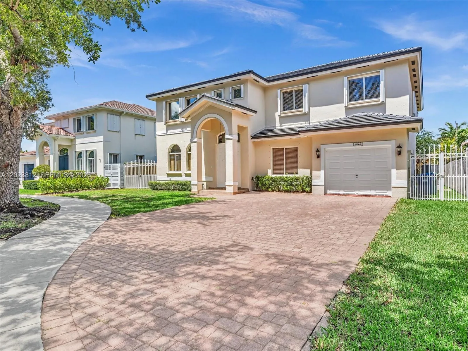 Foto de propiedad en 2864 SW 138th Path, Miami, FL 33175 Miami con MLS# 