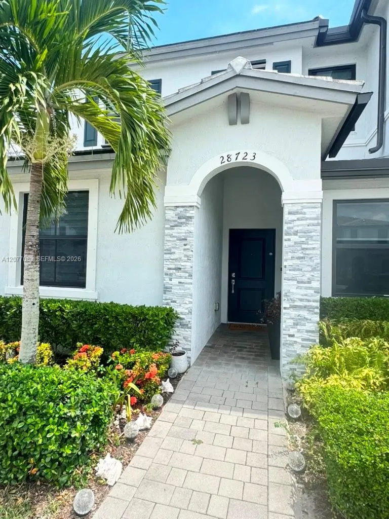 En Renta 28723 SW 132nd Court 0, Homestead, FL 33033, Homestead, FL 33033