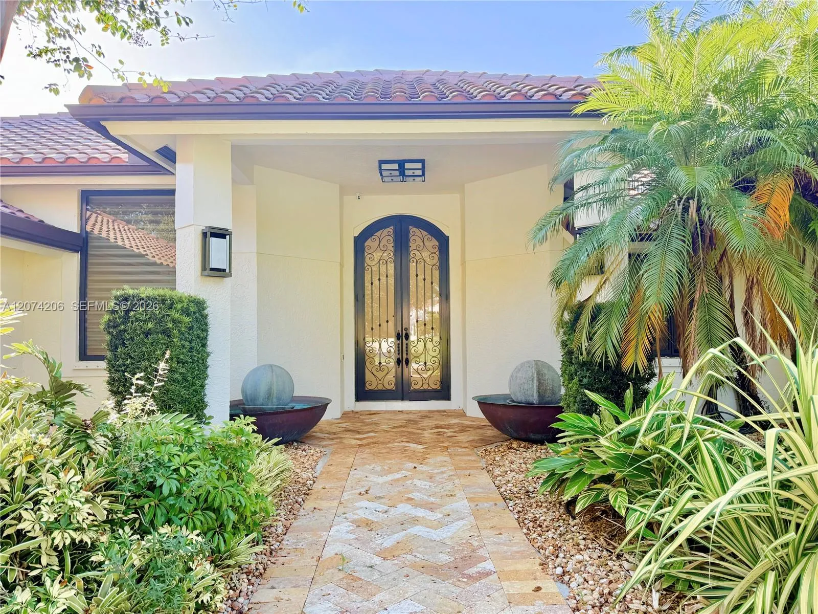 Foto de propiedad en 2880 Windmill Ranch Road, Weston, FL 33331 Weston con MLS# 