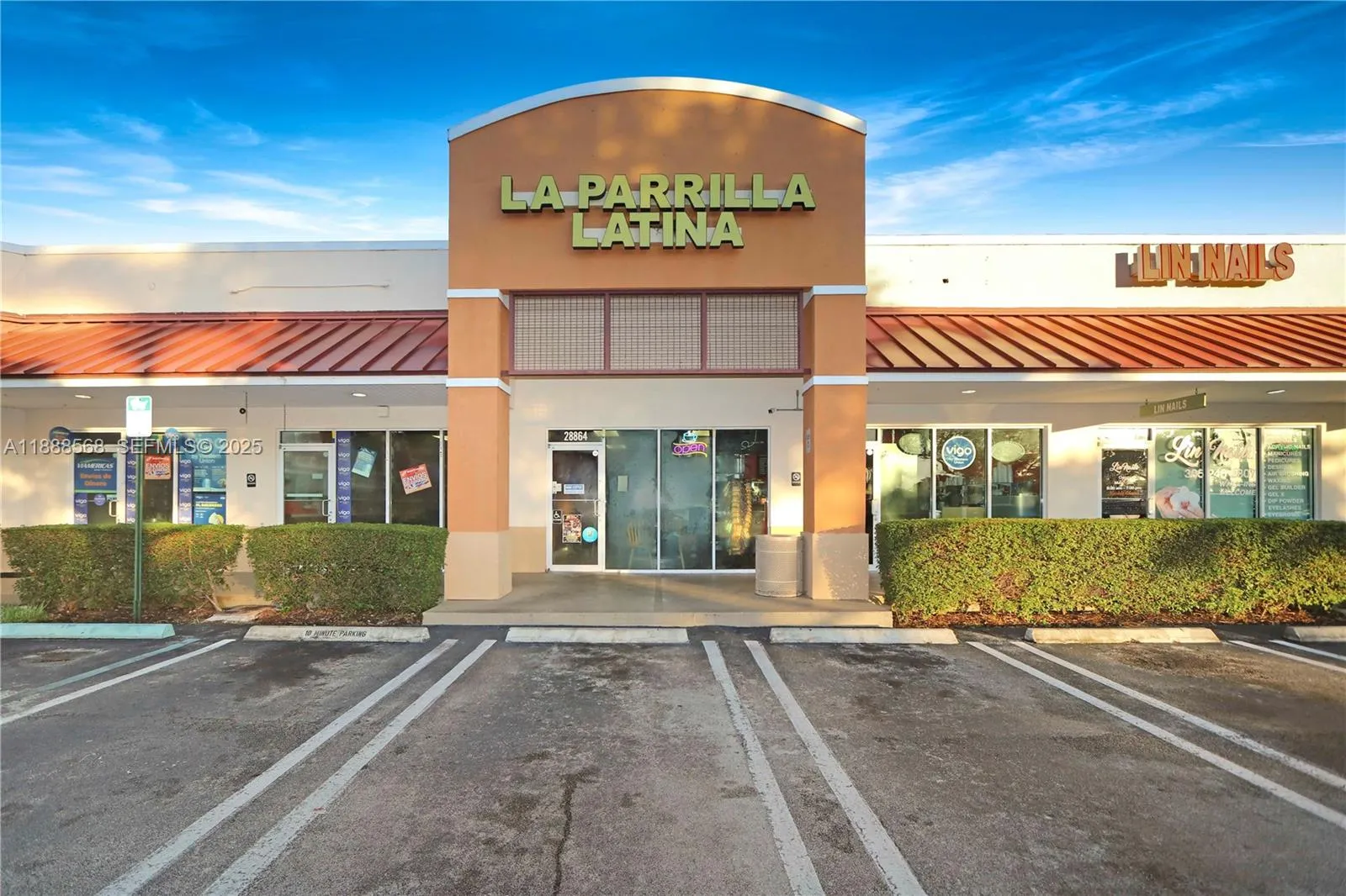 Foto de propiedad en 28830 S Dixie Highway, Homestead, FL 33033 Homestead con MLS# 
