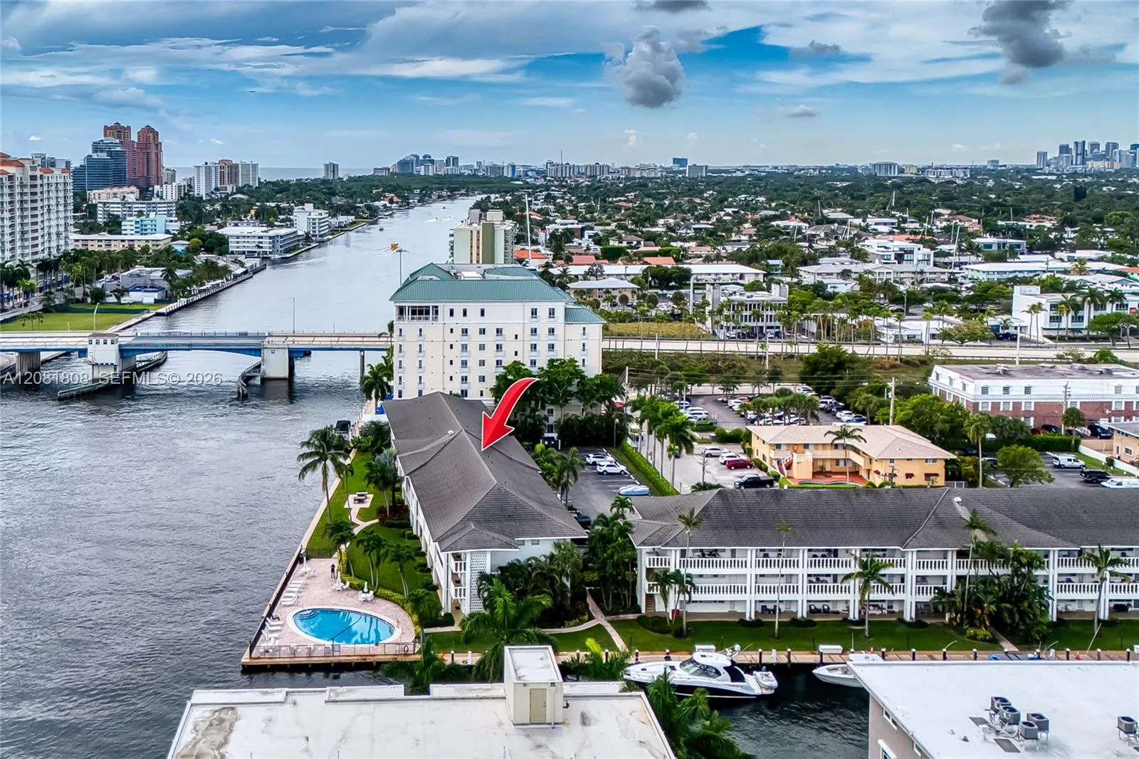 Foto de propiedad en 2895 NE 32nd Street 205, Fort Lauderdale, FL 33306 Fort Lauderdale con MLS# 