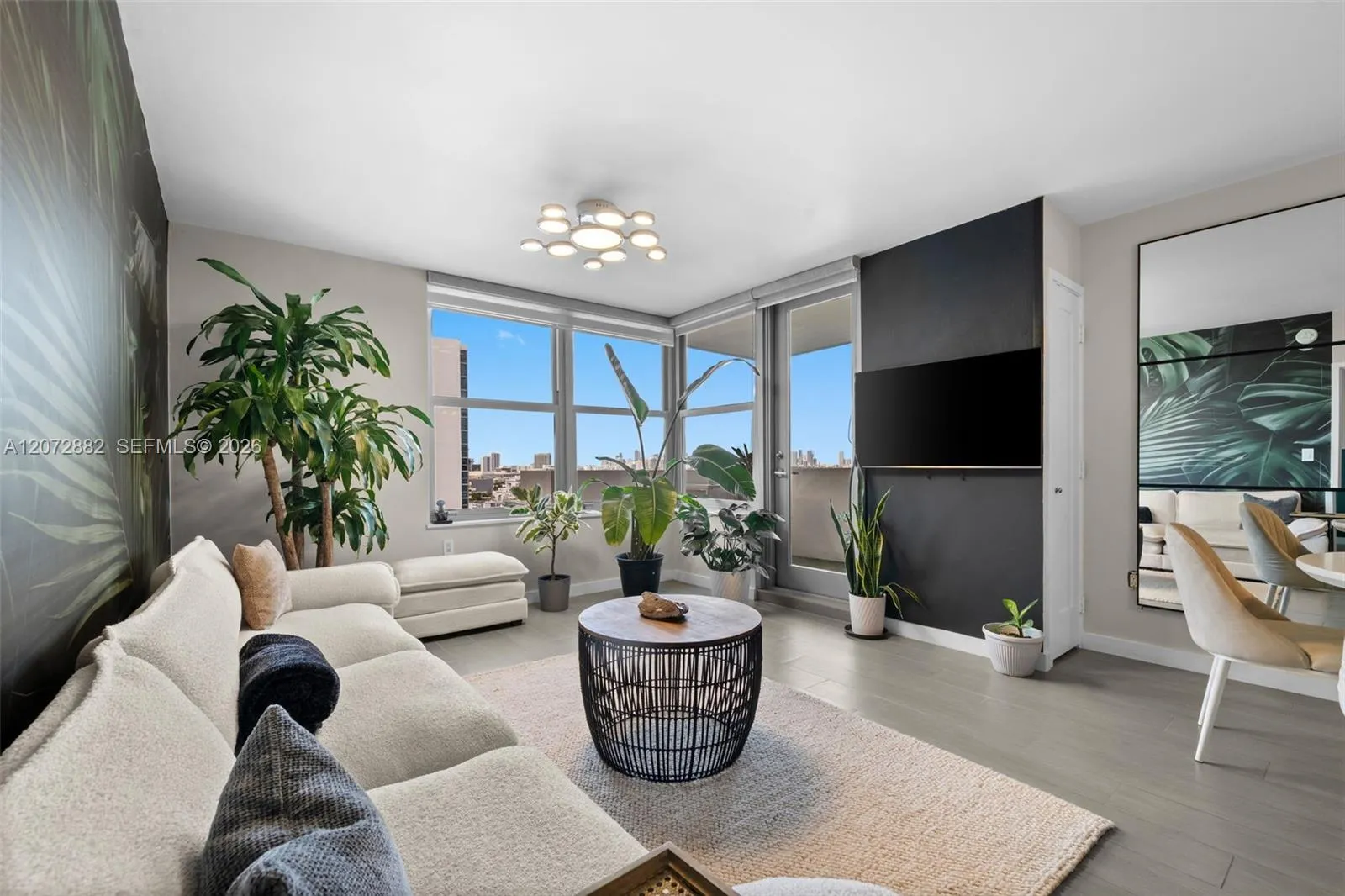 Foto de propiedad en 2899 Collins Avenue 1624, Miami Beach, FL 33140 Miami Beach con MLS# 