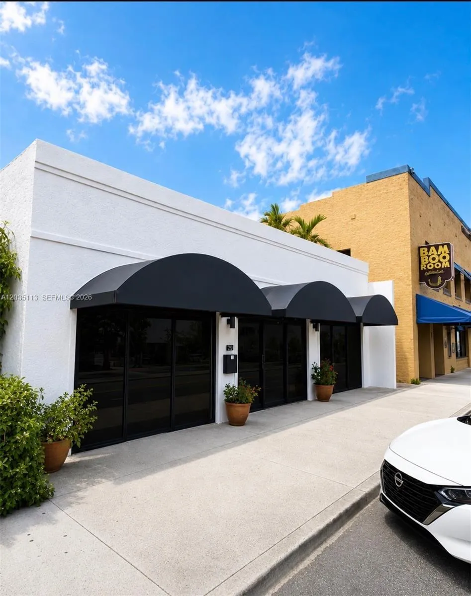 Alquilada 29 S J Street, FL 33460, FL 33460