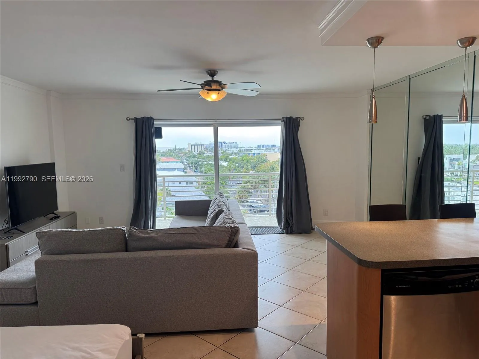 Foto de propiedad en 2900 NE 30th Street B7, Fort Lauderdale, FL 33306 Fort Lauderdale con MLS#