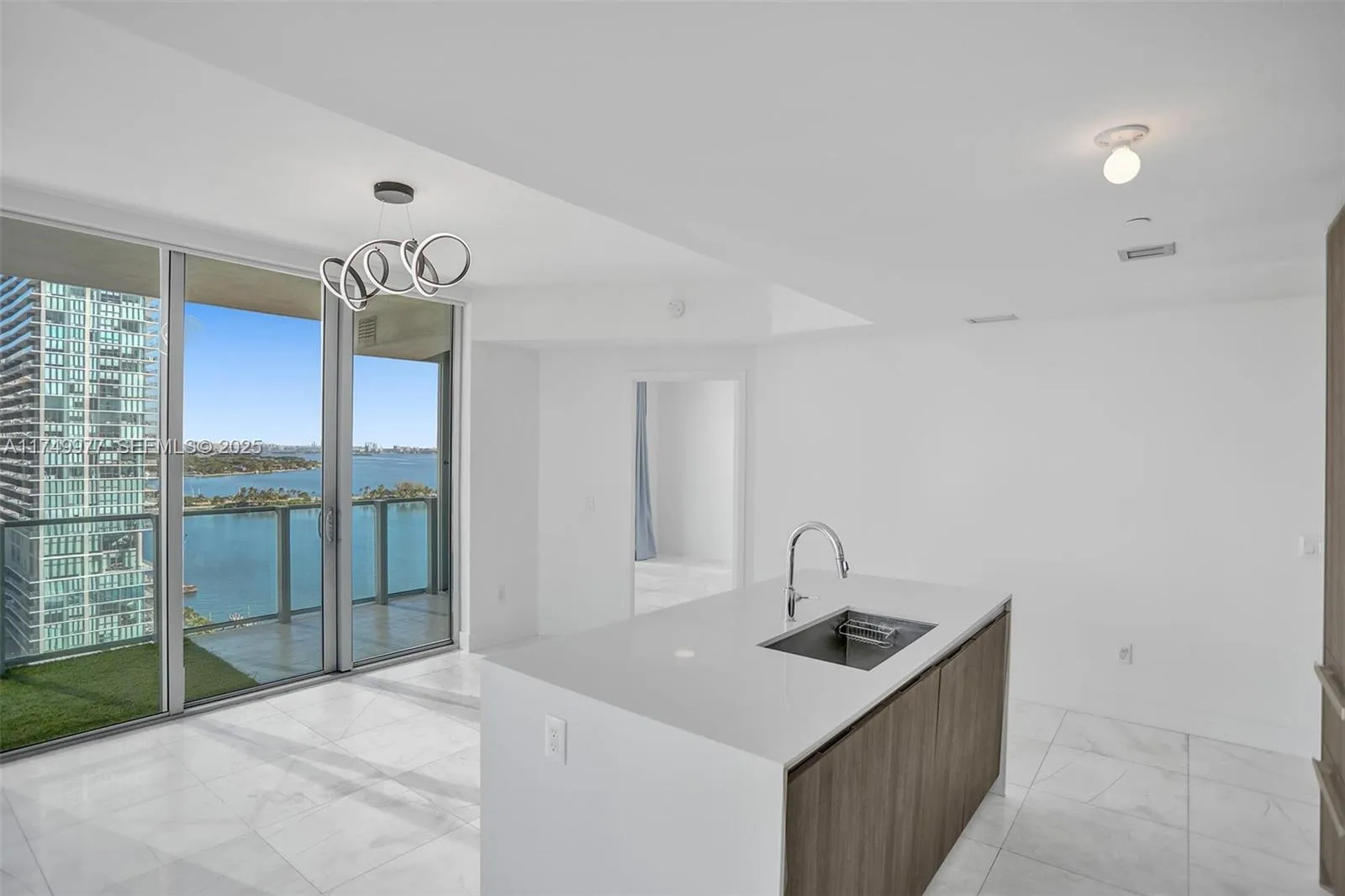 Foto de propiedad en 2900 NE 7th Avenue 1601, Miami, FL 33137 Miami con MLS# 