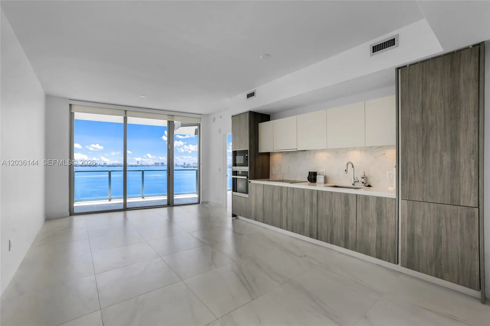 Foto de propiedad en 2900 NE 7th Avenue 1806, Miami, FL 33137 Miami con MLS#
