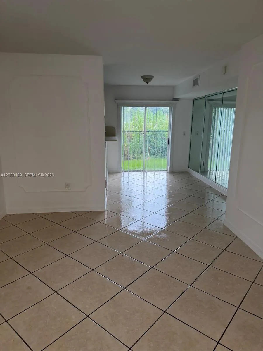 Foto de propiedad en 2900 SE 12th Road 101-28, Homestead, FL 33035 Homestead con MLS# 