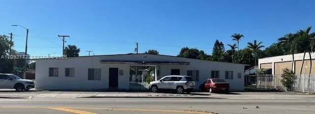 Foto de propiedad en 2900 W Flagler Street 11, Miami, FL 33135 Miami con MLS# 