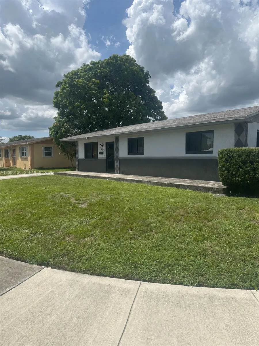 En Venta 2901 NW 209th Terrace, Miami Gardens, FL 33056, Miami Gardens, FL 33056