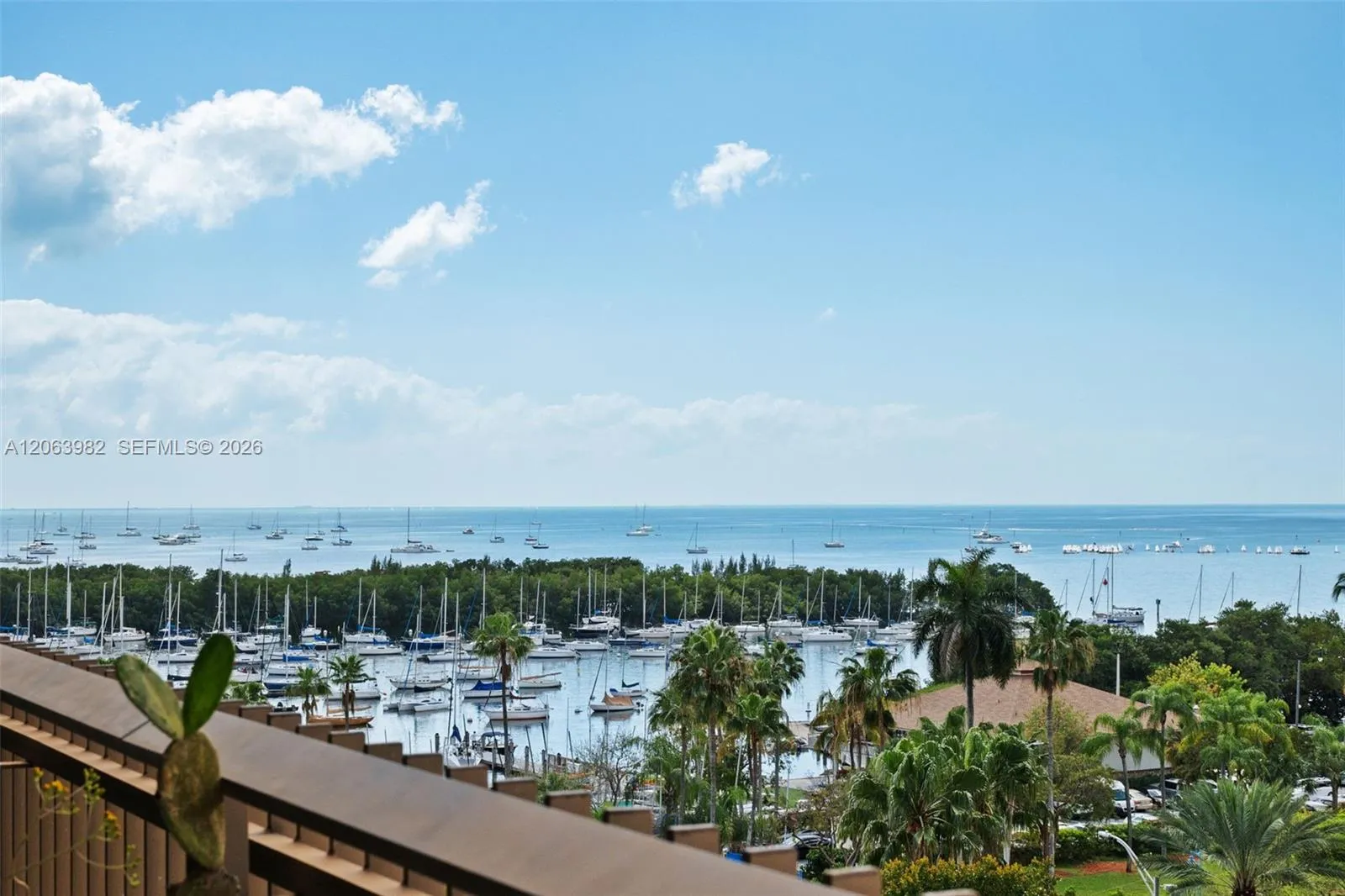 Foto de propiedad en 2901 S Bayshore Drive 8E, Coconut Grove, FL 33133 Coconut Grove con MLS# 
