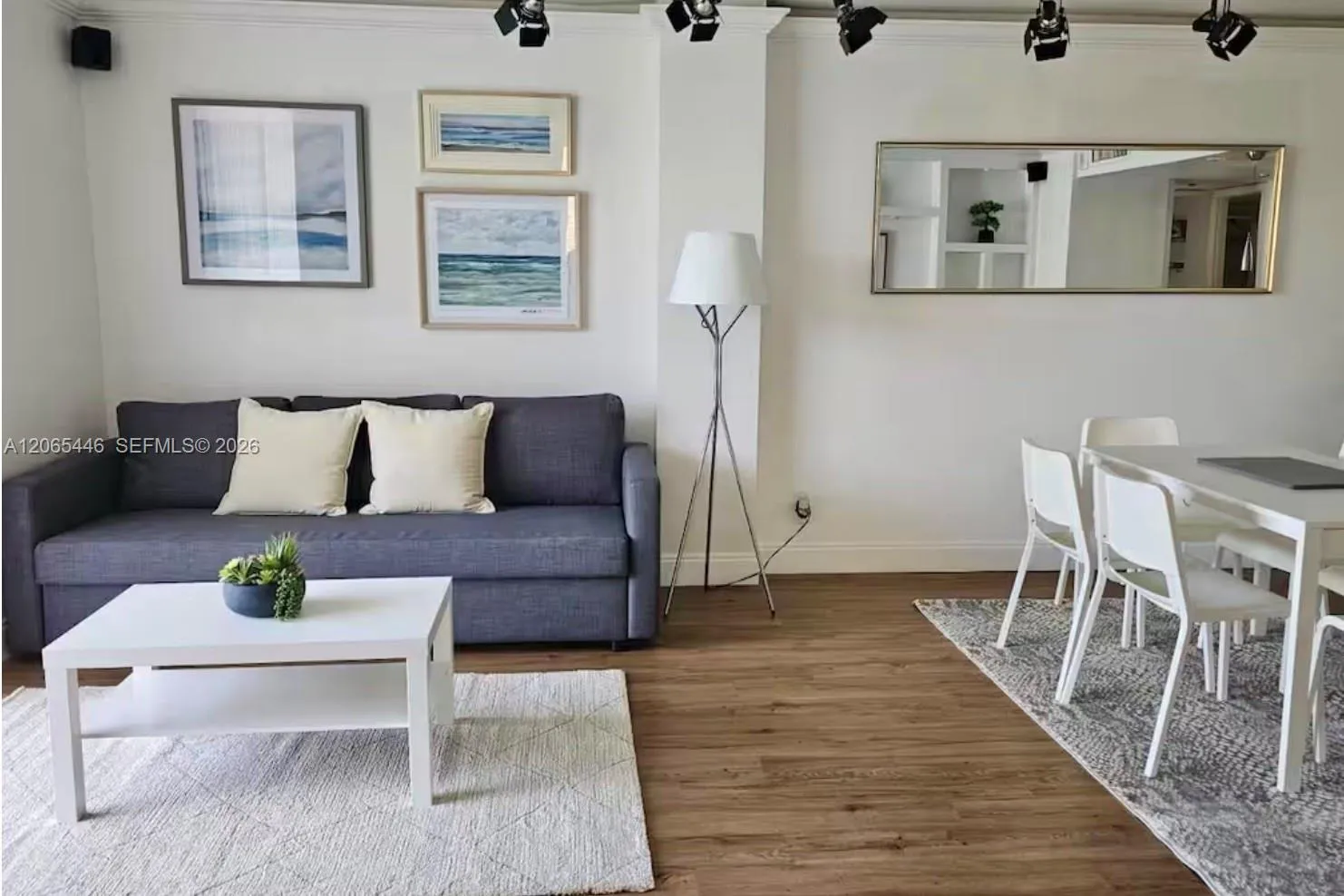 Foto de propiedad en 2903 N Miami Beach Boulevard 201, North Miami Beach, FL 33160 North Miami Beach con MLS# 