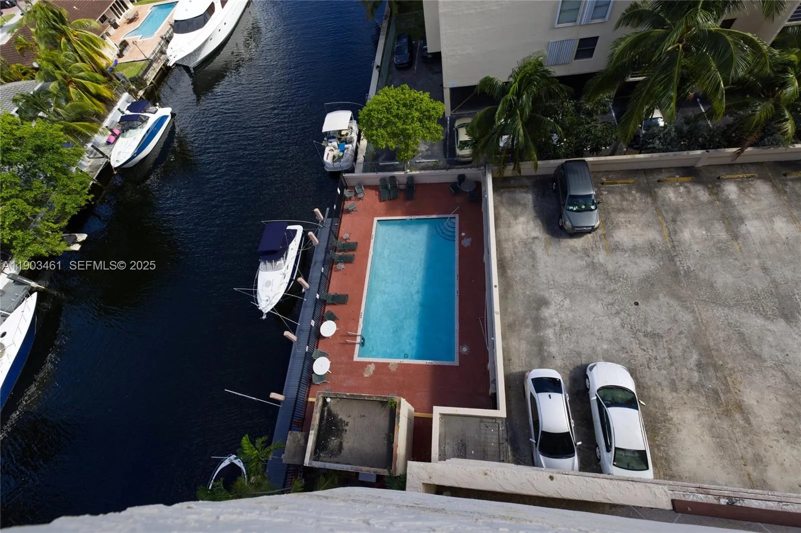 Foto de propiedad en 2903 N Miami Beach Boulevard 806, North Miami Beach, FL 33160 North Miami Beach con MLS# 