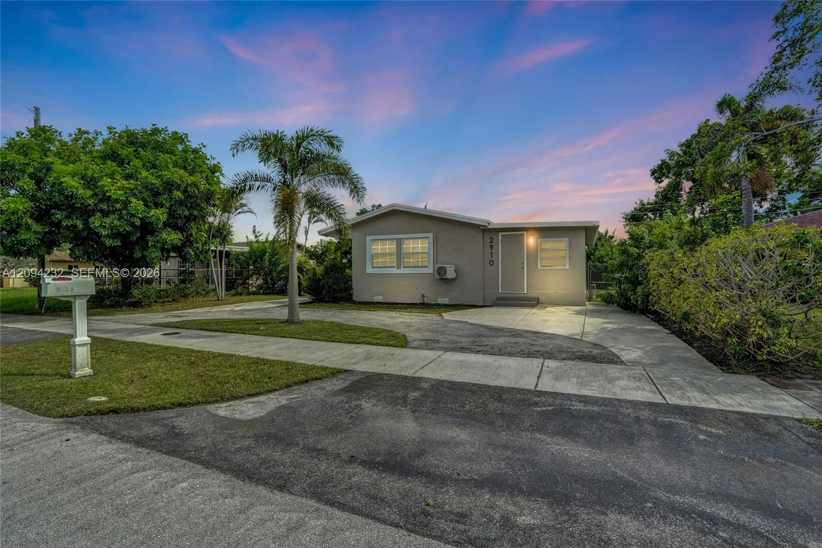 En Venta 2910 NW 25th Street, Fort Lauderdale, FL 33311, Fort Lauderdale, FL 33311