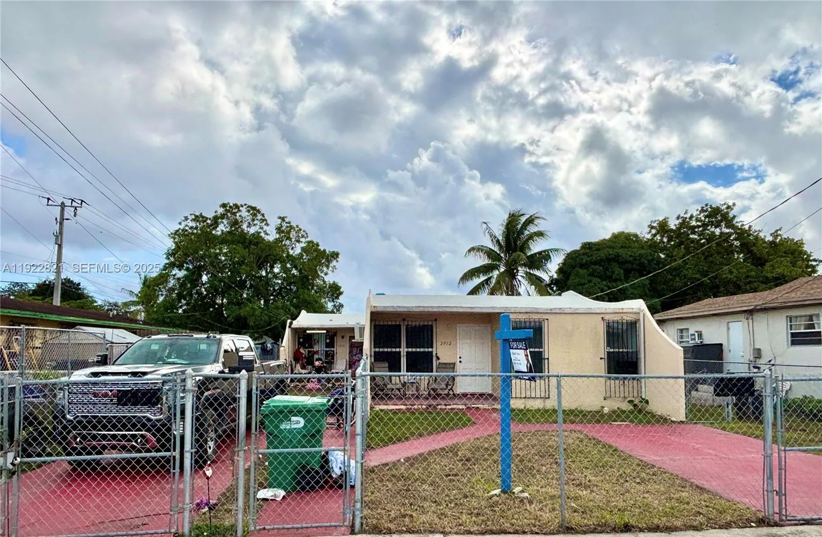 Vendido 2912 NW 32nd Street, Miami, FL 33142, Miami, FL 33142