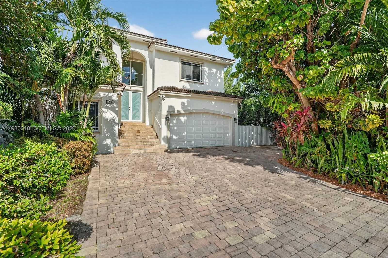 Foto de propiedad en 2913 SW 13th Street, Miami, FL 33145 Miami con MLS# 