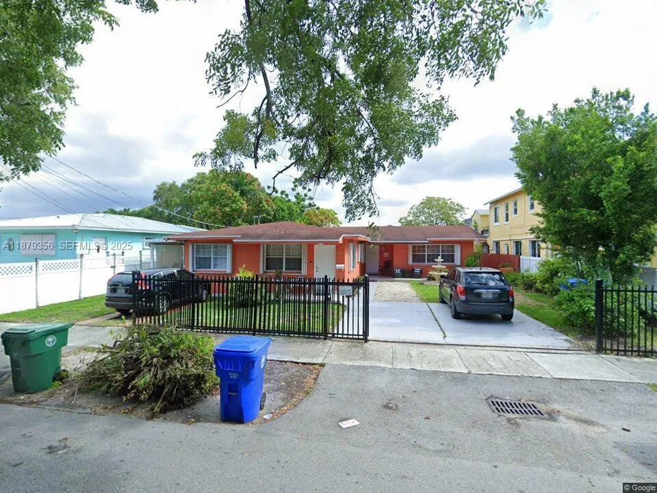 Vendido 2915 SW 4th Street, Miami, FL 33135, Miami, FL 33135