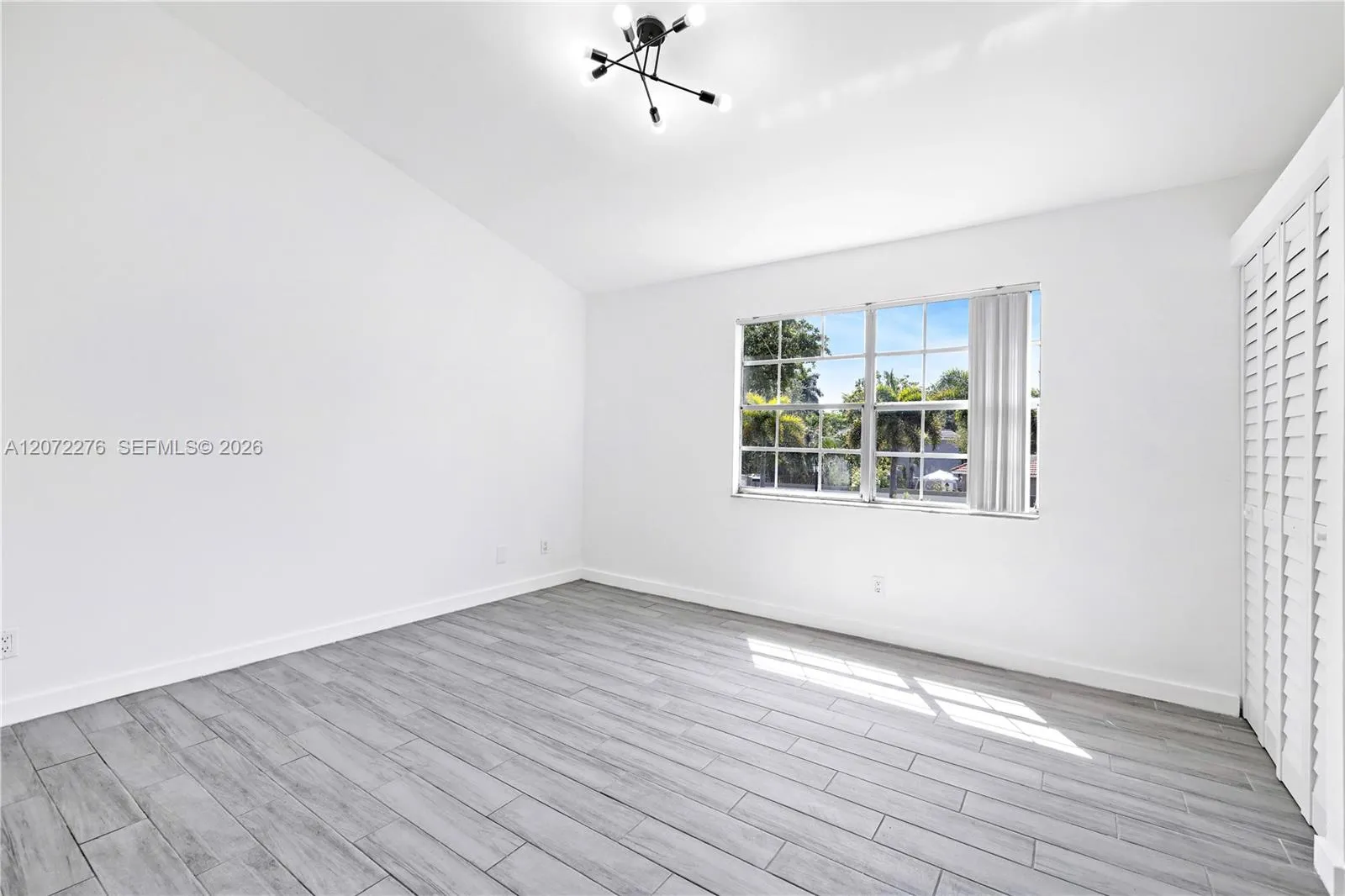 Foto de propiedad en 2917 NW Belmont Lane 2917, Cooper City, FL 33026 Cooper City con MLS# 
