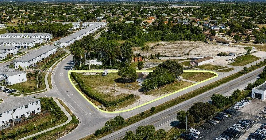 Foto de propiedad en 29200 Old Dixie Highway, Homestead, FL 33033 Homestead con MLS# 