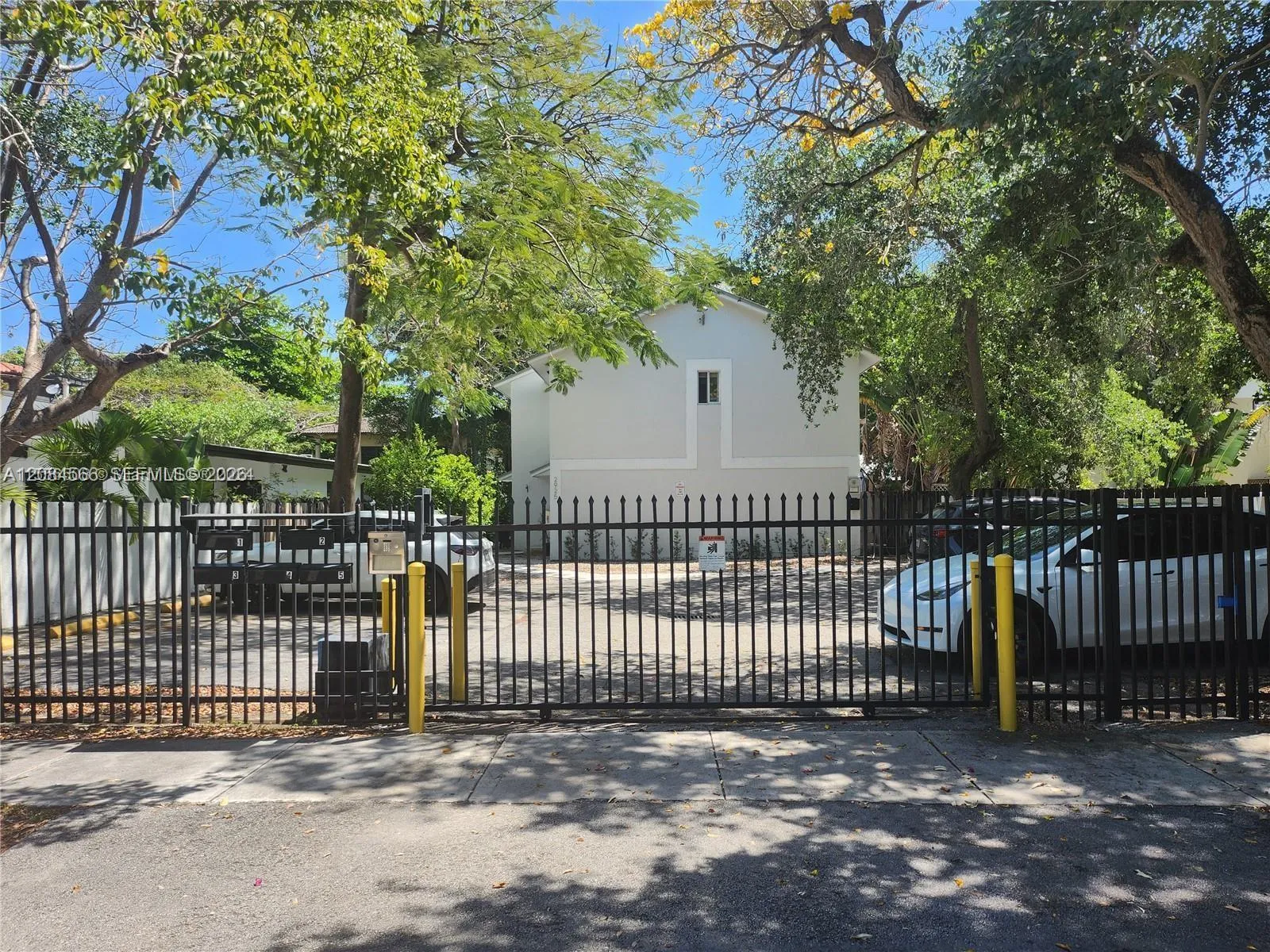 En Renta 2925 Center Street 5, Coconut Grove, FL 33133, Coconut Grove, FL 33133