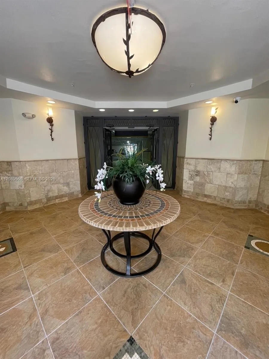 En Renta 2925 NW 126th Avenue 417-1, Sunrise, FL 33323, Sunrise, FL 33323