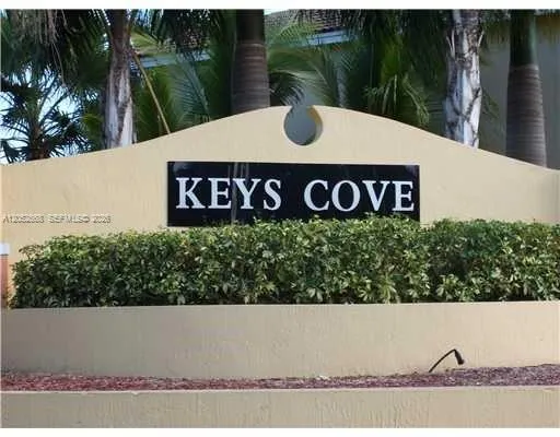Foto de propiedad en 2925 SE 16th Avenue 102, Homestead, FL 33035 Homestead con MLS# 