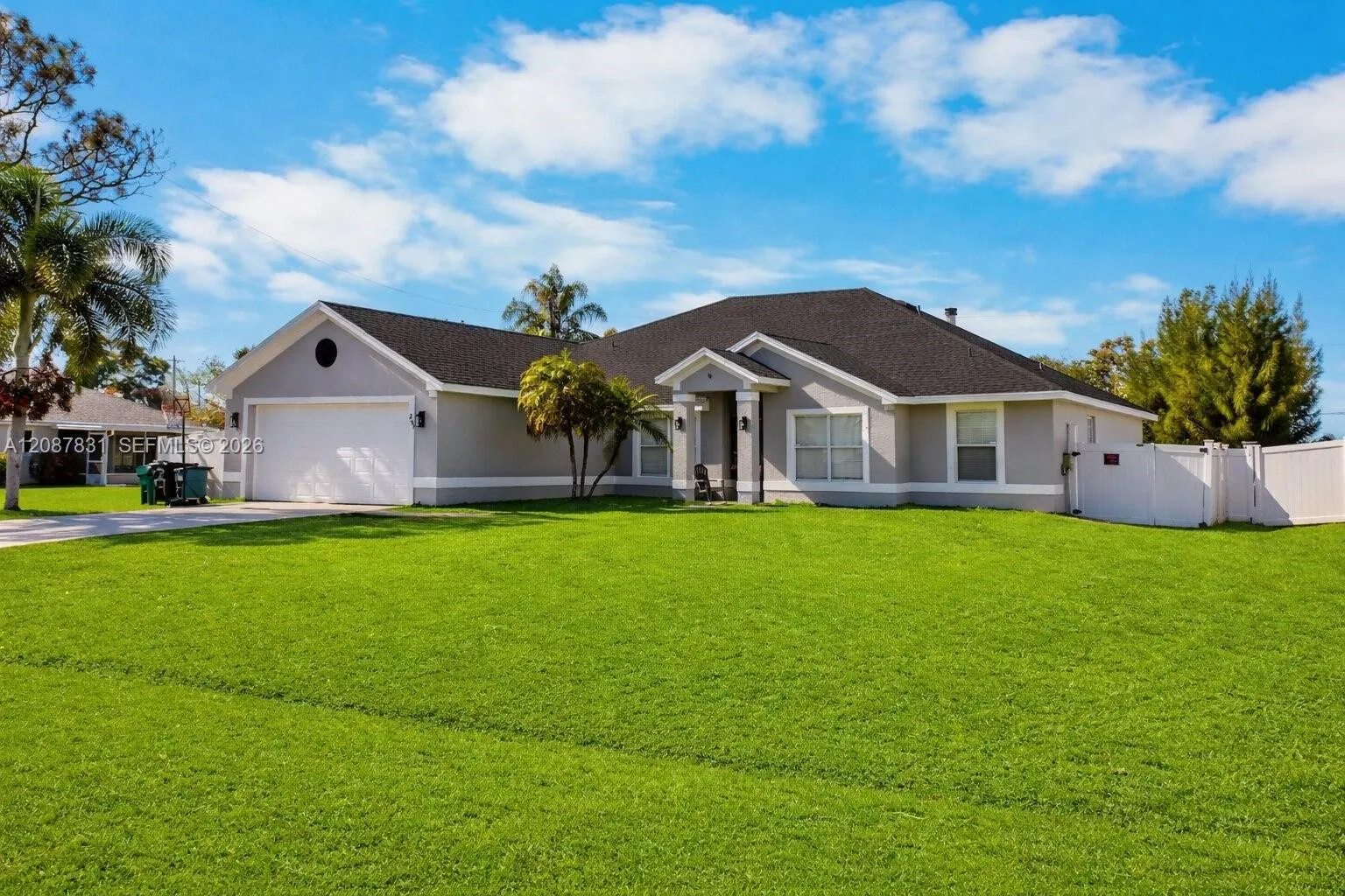 En Venta 293 SW Pagoda Terrace, Port St. Lucie, FL 34984, Port St. Lucie, FL 34984